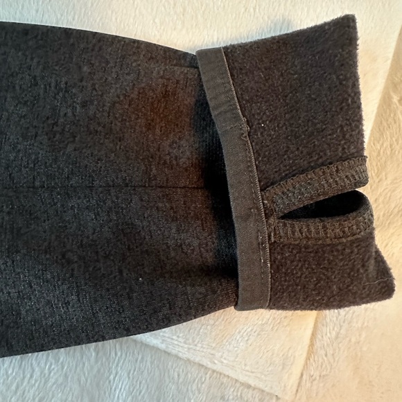 The North Face Women’s Zip-Up Insulated Hoodie Size M - Picture 8 of 8